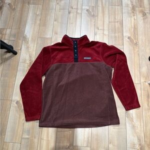 Columbia Burgundy and Black Fleece Pullover